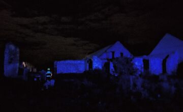 FOTO: Zásah hasičov pri požiari rodinného domu vo Vrbine