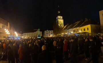 FOTO: Protesty a podujatia k 17. novembru v Trnavskom kraji