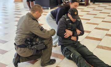 FOTO: Na Mestskom úrade v Galante zasahovali polícia a hasiči počas taktického cvičenia