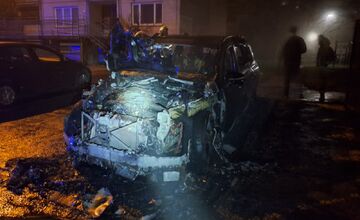 FOTO: Požiar auta v Dunajskej Strede