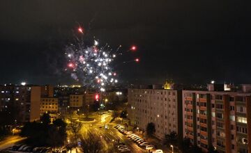 FOTO: Trnavčania a Piešťanci oslávili Nový rok vo veľkom