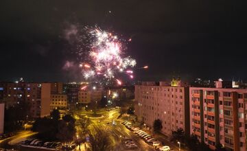FOTO: Trnavčania a Piešťanci oslávili Nový rok vo veľkom