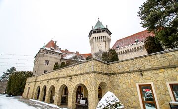 FOTO: V Smoleniciach sa začalo vládne rokovanie