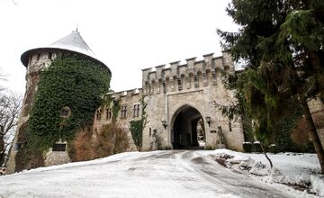 FOTO: V Smoleniciach sa začalo vládne rokovanie