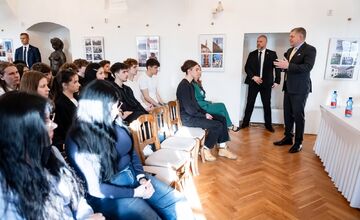 FOTO: Robert Fico na diskusii v Trnave