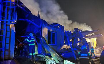 FOTO: Požiar haly v Moravskom Svätom Jáne