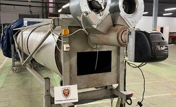 FOTO: V okresoch Topoľčany a Trnava prebehol obrovský zásah colníkov, odhalili nelegálnu výrobňu cigariet