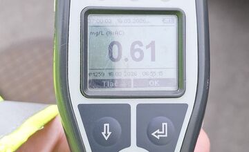 FOTO: Ranná kontrola na D2 odhalila opitých vodičov