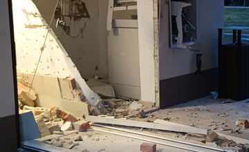 FOTO: Kriminalisti odhalili, kto stojí za výbuchom bankomatu v Dolných Salibách