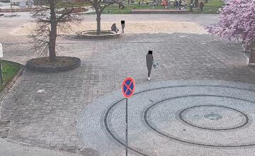 FOTO: Kvôli pár eurám kradol v obchode v Seredi