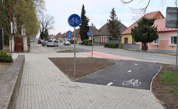 FOTO: Senica otvorila dve nové cyklotrasy a stanicu Bike & Ride