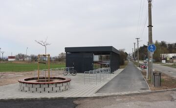 FOTO: Senica otvorila dve nové cyklotrasy a stanicu Bike & Ride