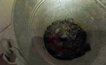 FOTO: Komín rodinného domu v obci Hubina horel, zasiahnúť museli dobrovoľní hasiči