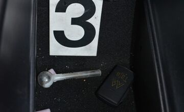 FOTO: Polícia v okrese Galanta klepla po prstoch ďalšiemu dílerovi drog