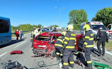 FOTO: Starostka Uhrovca a poslankyňa kraja prežila vážnu dopravnú nehodu 