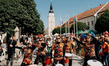 FOTO: Májový kvet v Trnave 