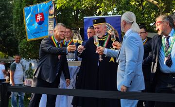FOTO: Galantské trhy